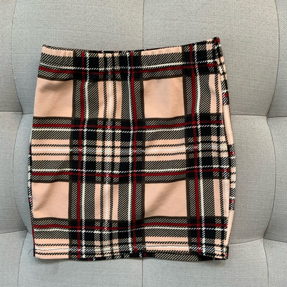 ❤️Plaid Mini Skirt - Black, Red, Cream🖤